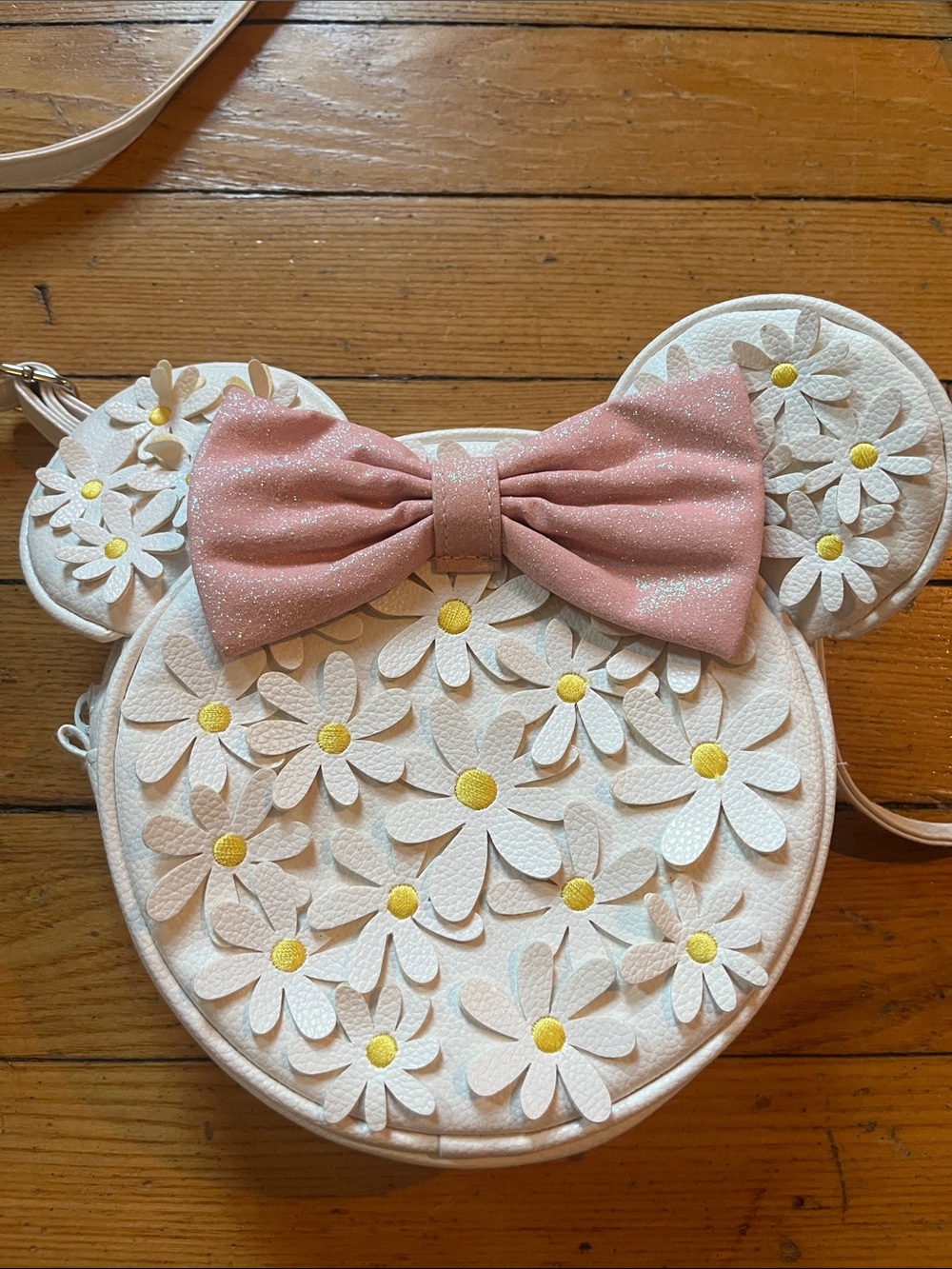 Disney Girls Pink Daisy Bow Crossbody Bag - Kids Accessories - Picture 2 of 6